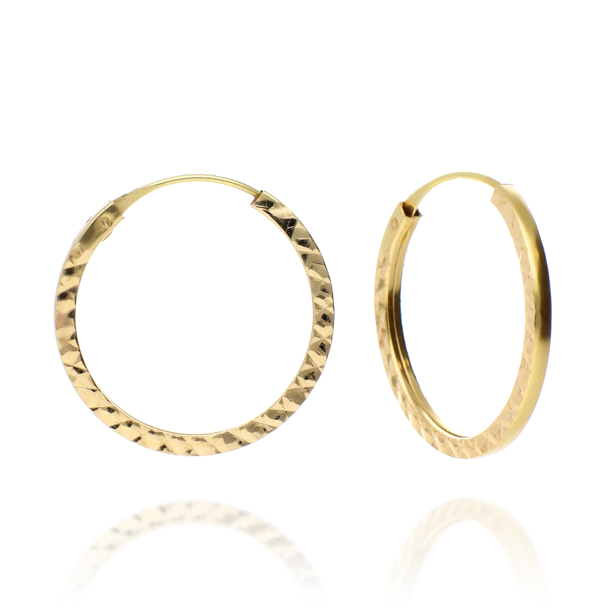 Pendientes de Aro Tallado Tubo Cuadrado 1*15mm 18 kilates Oro Amarillo